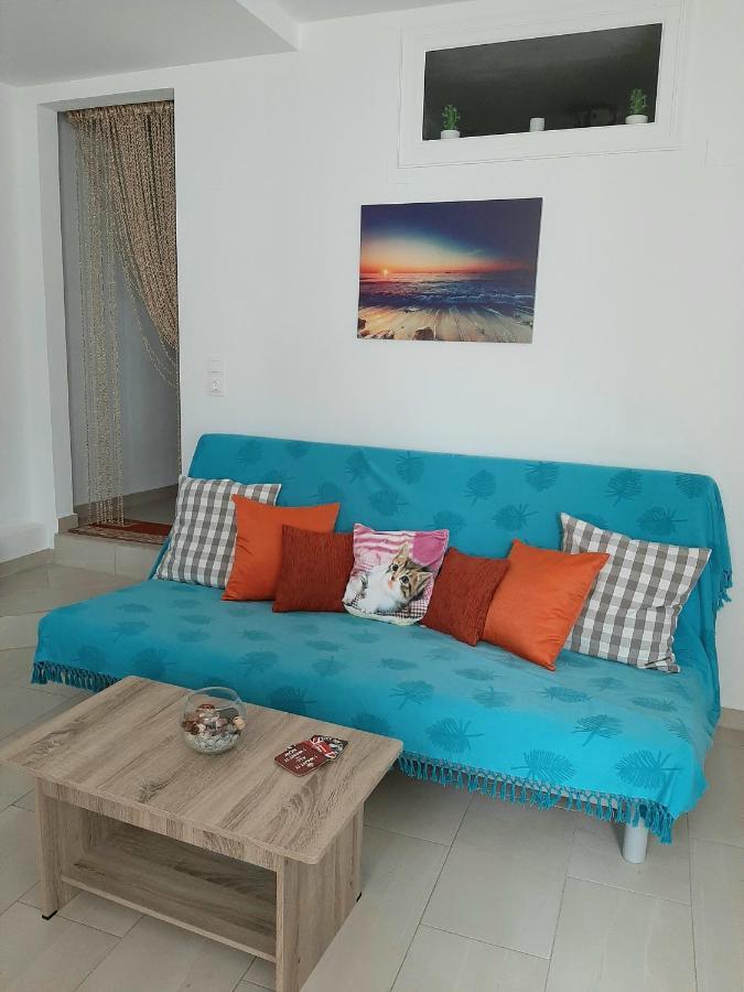 Quiet, Colourful Home In Cyclades Adiata Экстерьер фото